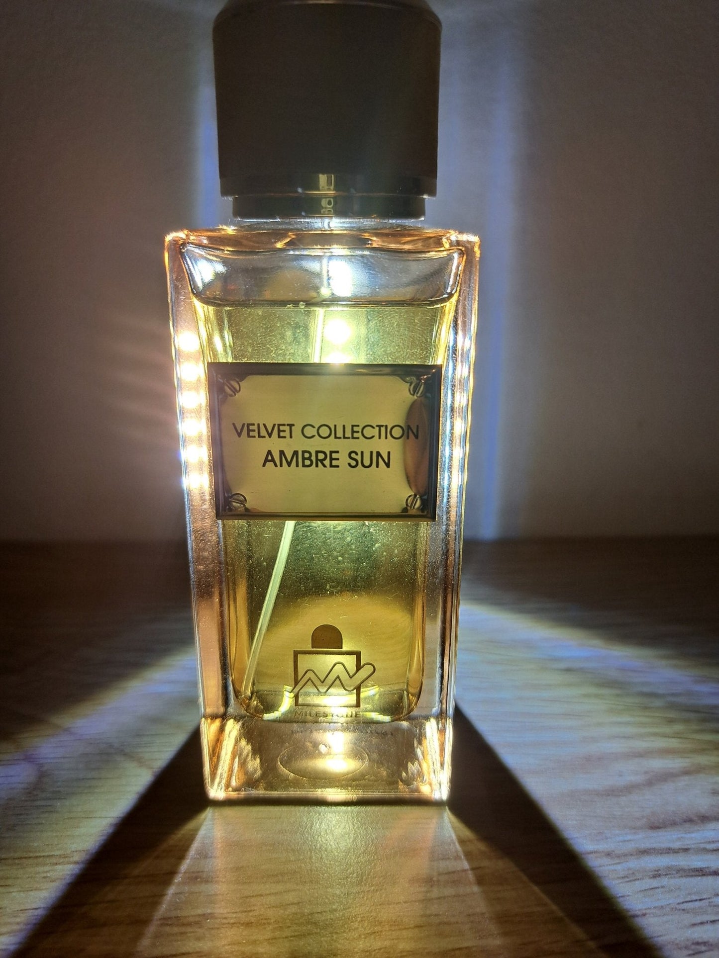 Velvet Collection MILESTONE Ambre Sun (Unisex) 100ML - Parfumantia